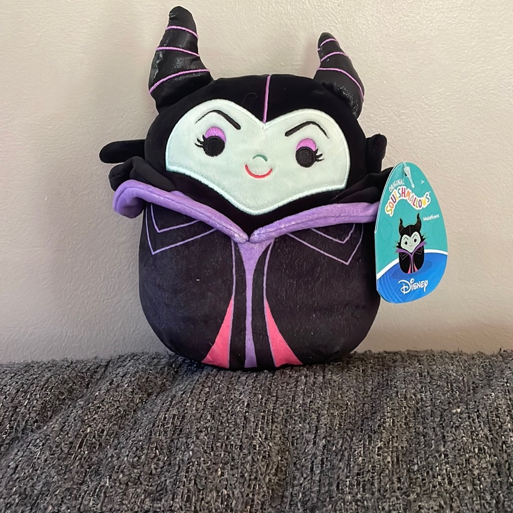 NWT Squishmallow Maleficent 6.5” Disney